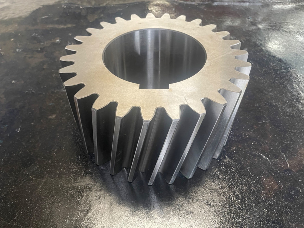 Durable 1-10 Module Custom Helical Gears With Bore Mounting Type