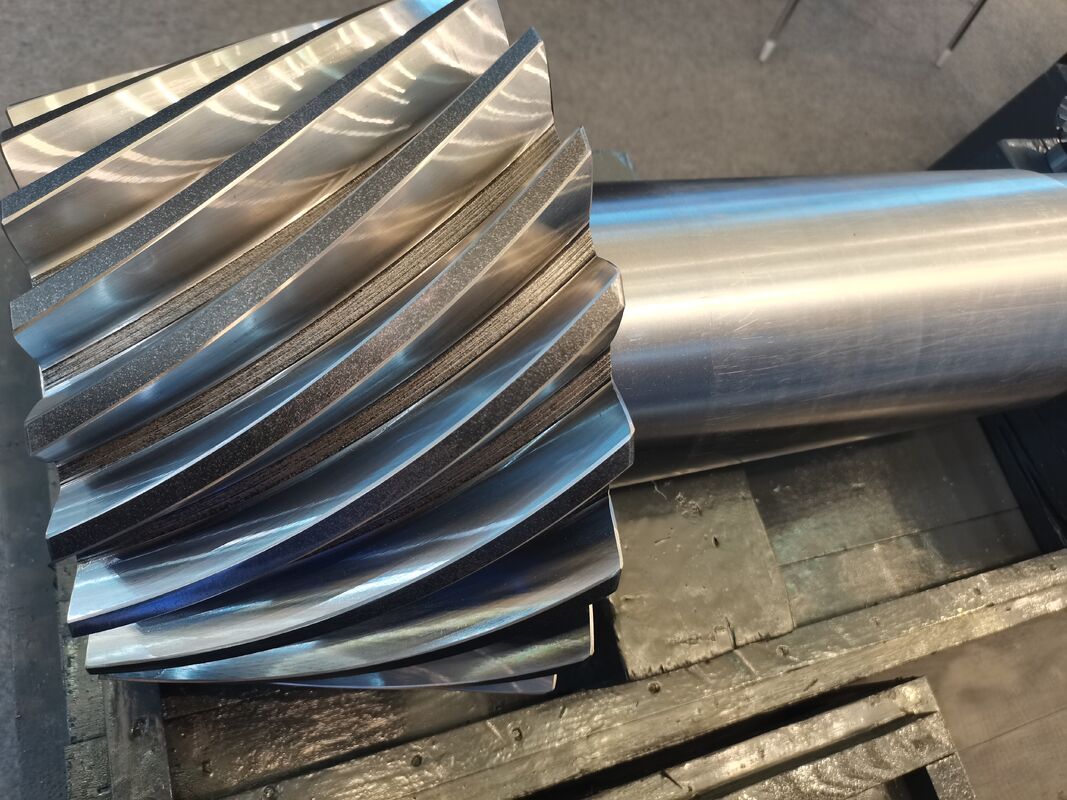 Ruida High Precision Customizable Spiral Bevel Gear for Crusher Machine with Large Diameter (50mm-2300mm)